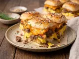 Buttery Hawaiian Roll Breakfast Sliders - photo 2